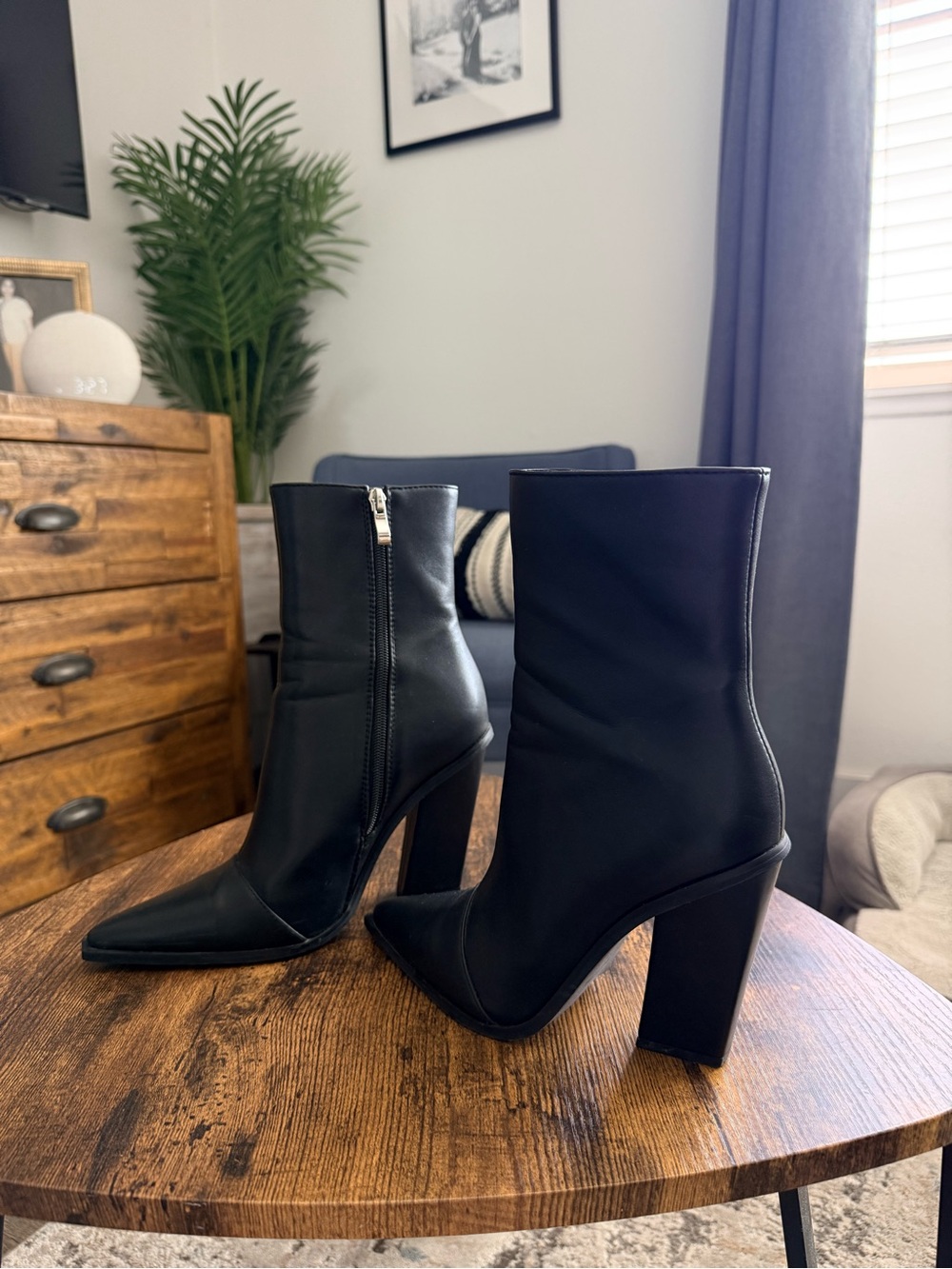 Nasty Gal Black Pointed Toe Block Heel Ankle Boots with Side Zipper | Size 7 US